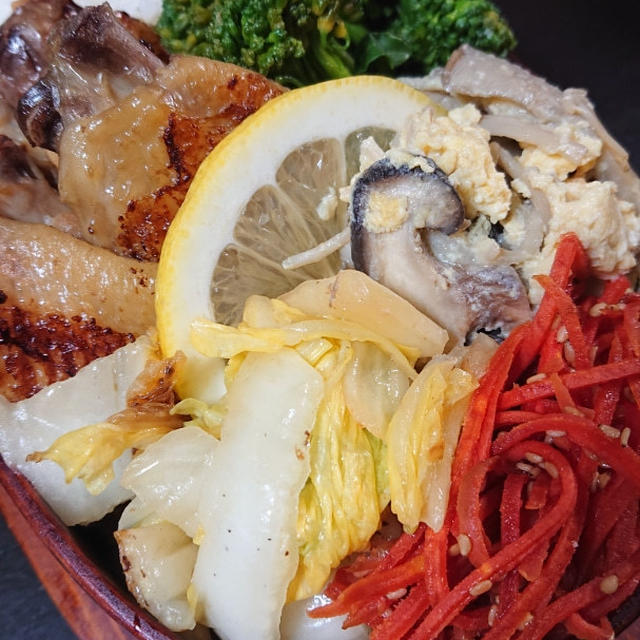 鶏手羽弁当