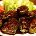 娘の留守の晩御飯～ピーマンの肉詰め・・足を捻挫。