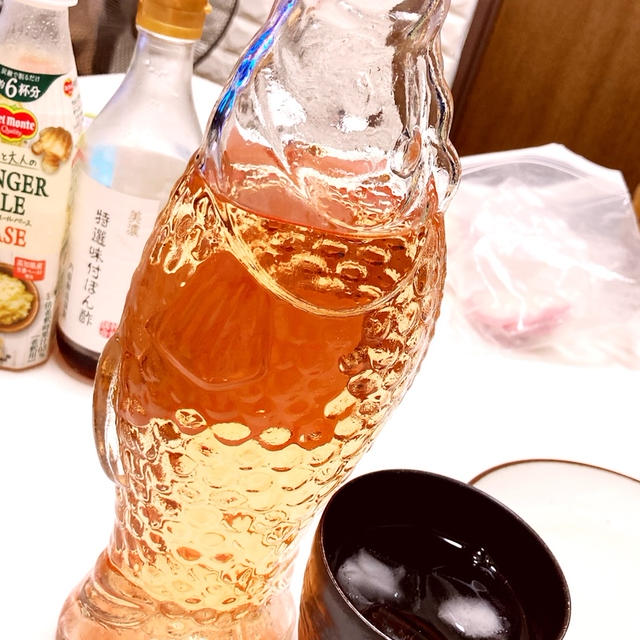 魚ボトルのロゼワイン