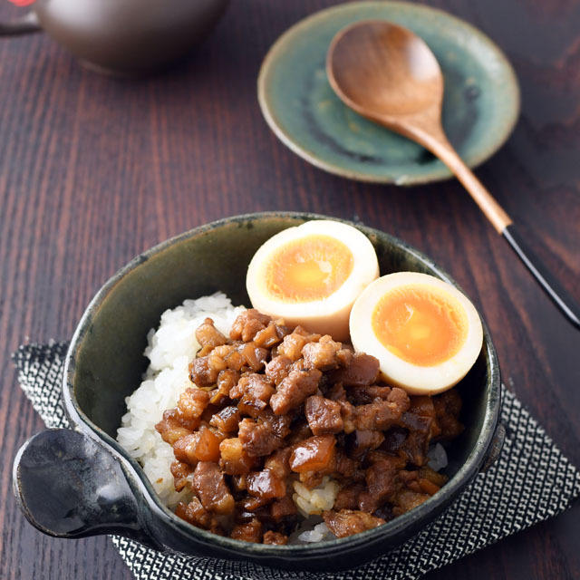 台湾の思い出の味　魯肉飯を作ってみた