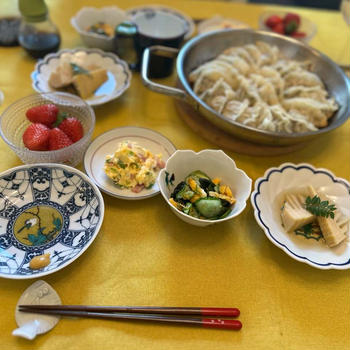 白菜✨と✨大葉✨の✨焼き餃子✨で✨お家ごはん✨