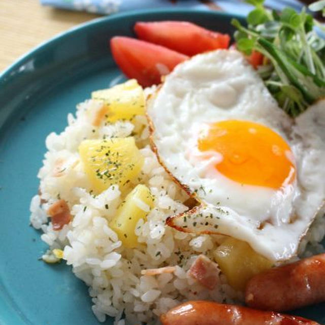 タイ風パイナップル炊き込みご飯