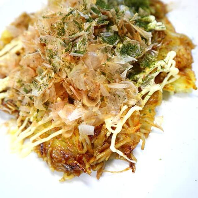 余った焼きそば麺で簡単！じゃがいもチーズガレット