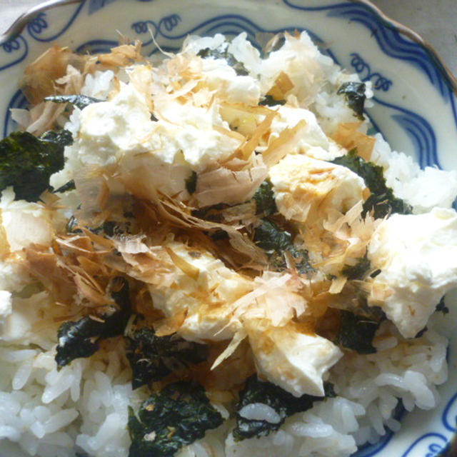 おかか醤油と海苔で！和風クリームチーズ丼★