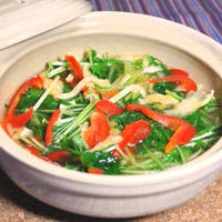 水菜とうす揚げのハリハリ小鍋＆野菜のうまみドレッシング