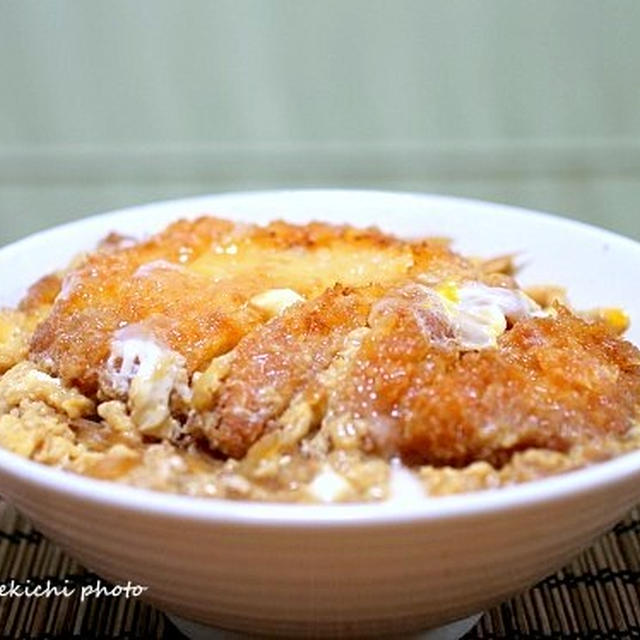 彩不要の「我が家のカツ丼」＆「今年も作りました　ミョウガのピリ辛甘酢漬け」