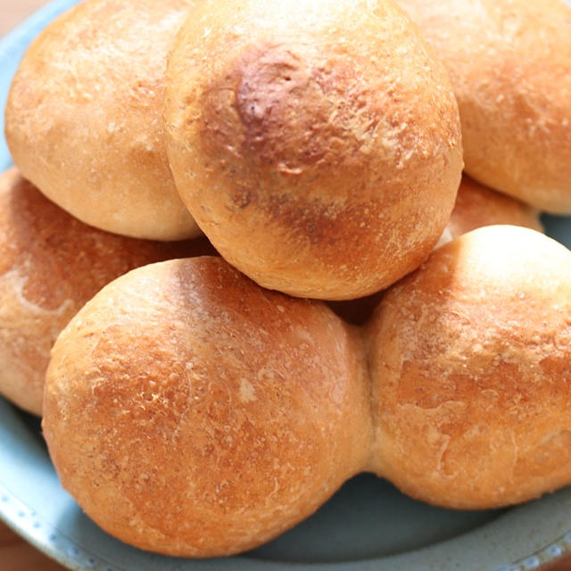 台風で雨がすごい手作りパンでハンバーガー＼(^o^)／