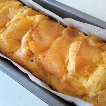 煮りんごのしっとりパウンドケーキ｜バター不使用でお手軽レシピ