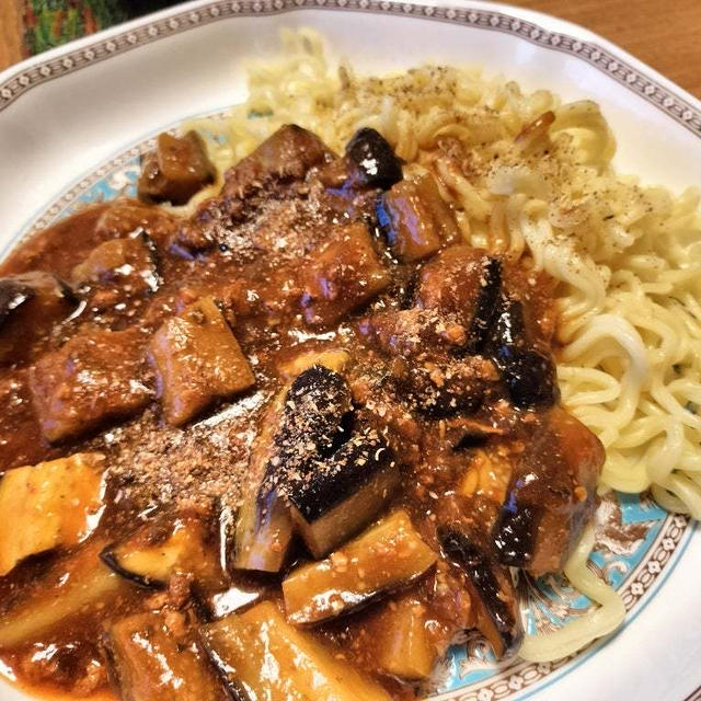 麻婆茄子焼きそばの麺は電子レンジで蒸し麺に