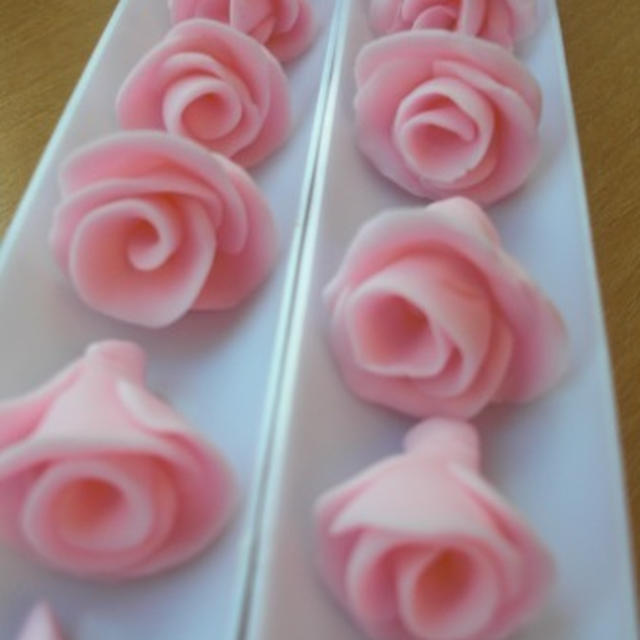 Fondant Roses