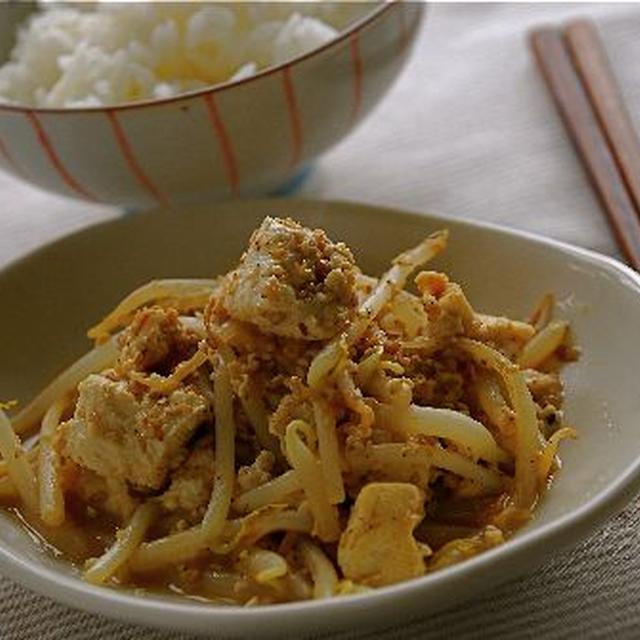 もやしと豆腐の炒めたの