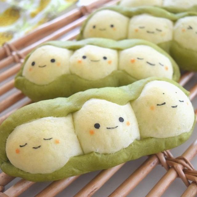 ふんわり枝豆パン♪えだまめ3兄弟♡