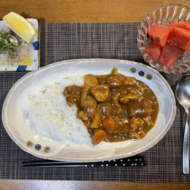 ゴールデンカレーザ・スパイスを使ってチキンカレーを出した献立