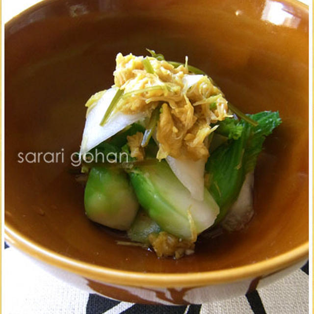 蕾菜と菊の花の優しい酢の物。隠し味は…