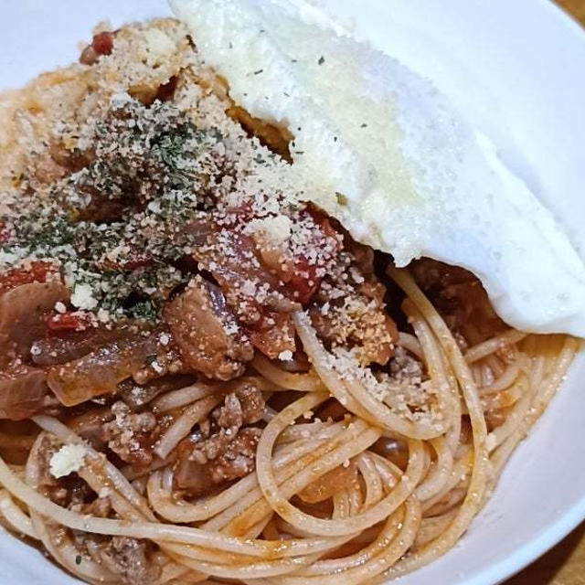 腰を温めて寝ます