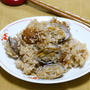 中華風あさりの鍋炊き込みご飯。　“おこげを作って〜”