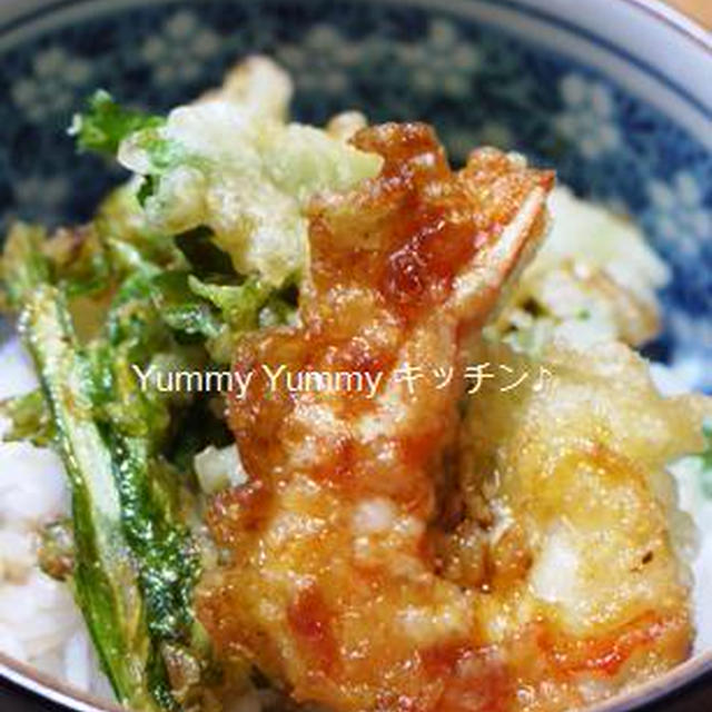 春菊の天ぷら、三つ葉・玉ねぎ・桜海老のかき揚げ、エビ天の天丼♪