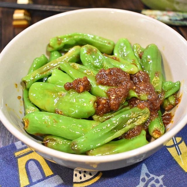 しっかりとした味わい♪しし唐カレー炒め