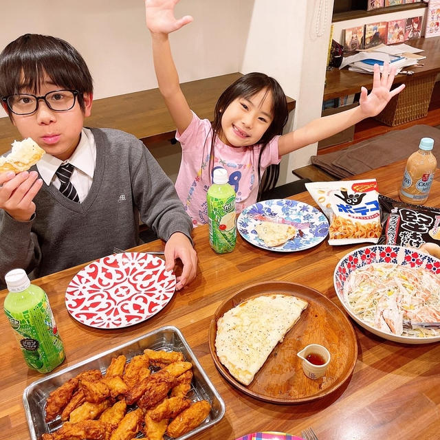 今日は映画パーティーで〜す！！