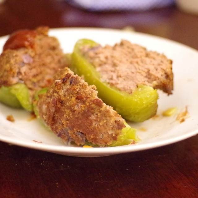 大型肉厚ピーマンでピーマンの肉詰め