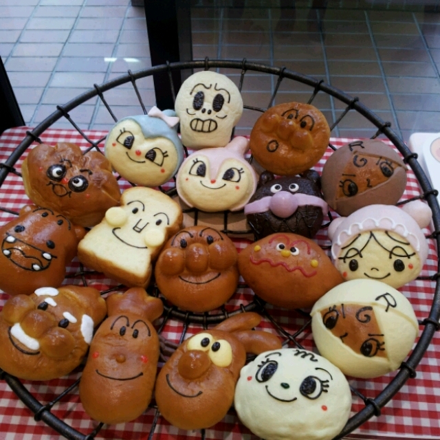 アンパンマンと仲間たち
