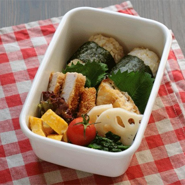 おにぎり弁当