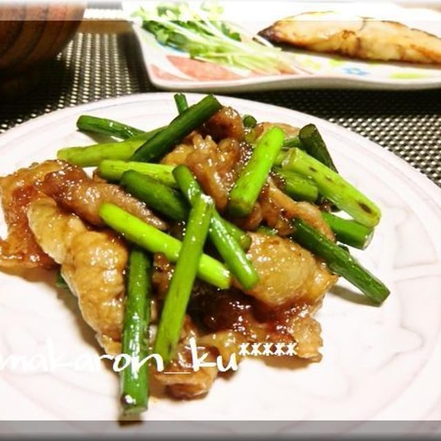 簡単！豚コマとにんにくの芽の焼肉風炒め♪