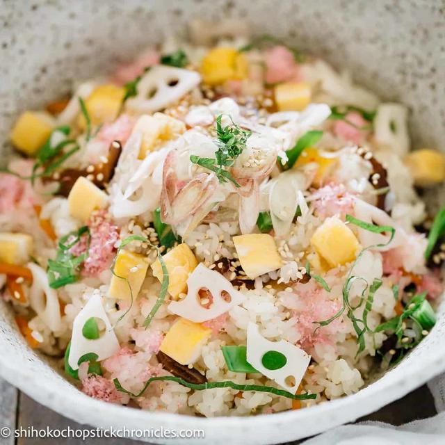 Chirashi: A Colorful and Flavorful Delight from Japan