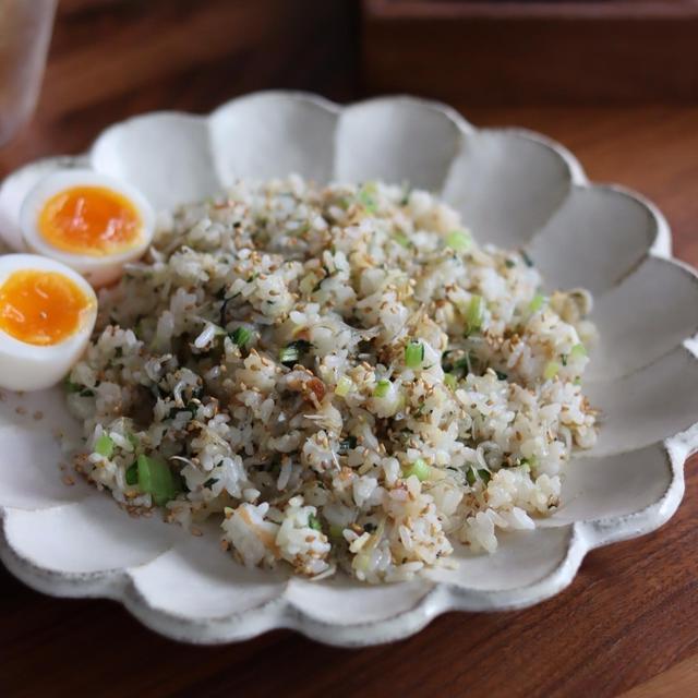 【保存版】梅じゃこ焦がし醤油チャーハン（レシピあり）