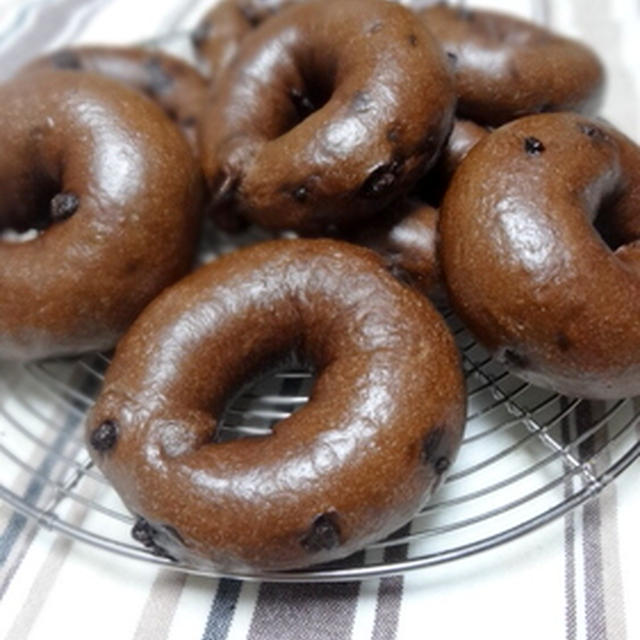 ココナッツオイルのチョコチップベーグル