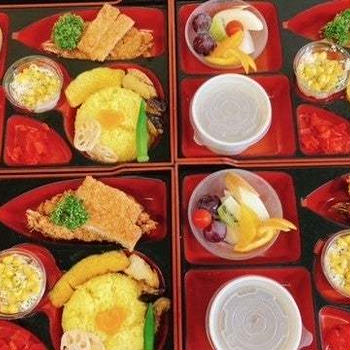 カレー・オムライス・おにぎり・サンドイッチ弁当