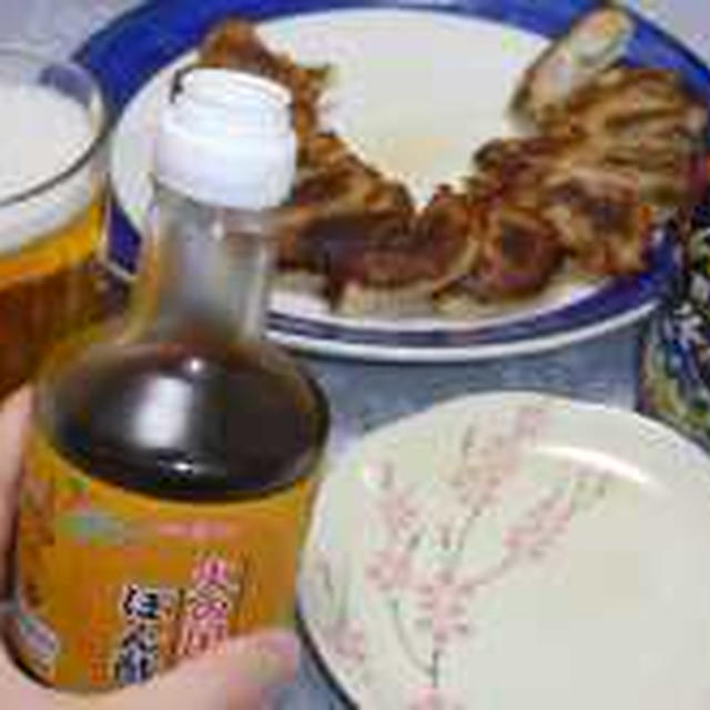 くまモンラベルの「デコポン！火の国ポン酢」の餃子で美味しく♪