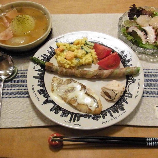 鯛のマヨレモンソースの晩ご飯と　大好きなモッコウバラと　家庭菜園♪