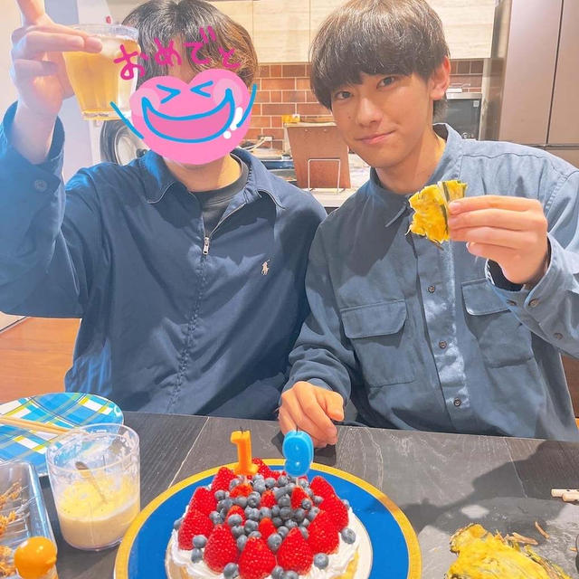 はる兄の19歳の誕生日会をしました〜！！