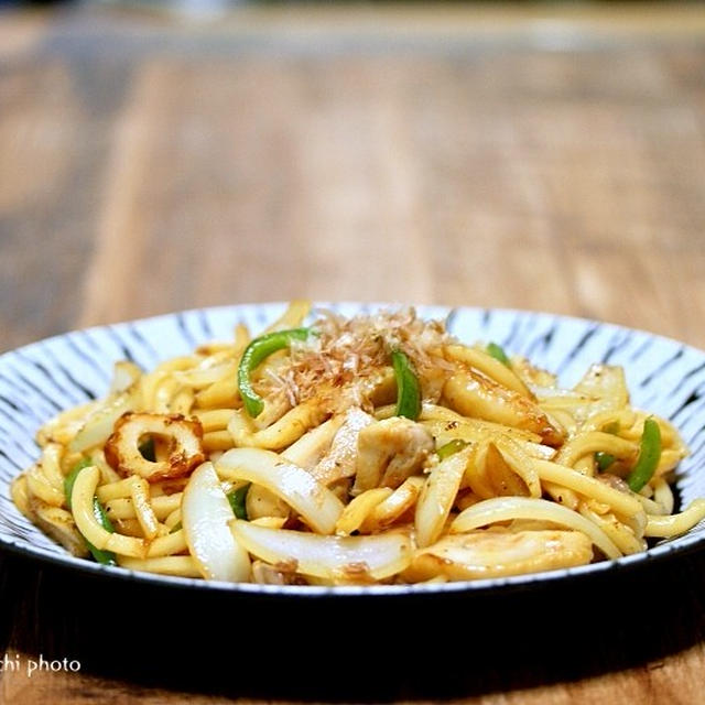 香ばしさが旨い「しょうゆ焼うどん」＆「カップヌードルナイス こってりなのに」食べてみた