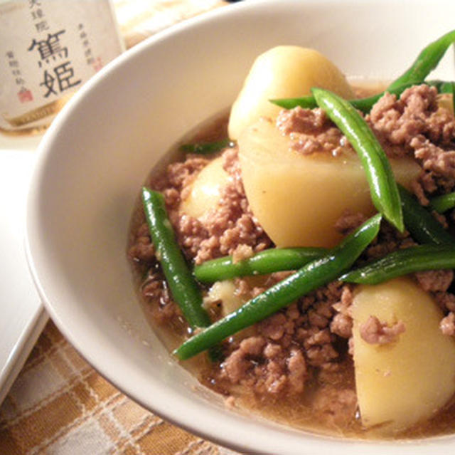 じゃがいもとそぼろのほっこり煮