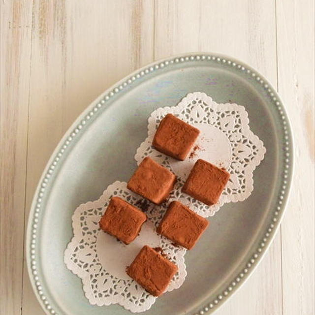 レンジで簡単！ほろ苦♪カフェモカ風生チョコ