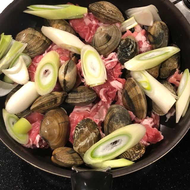 晩御飯です「あさりの酒蒸し」