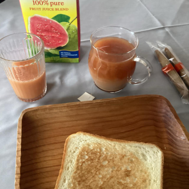 まったりとひとりの朝ごはん