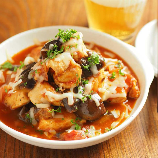 フーディストノート連載、「鶏むね肉となすのトマト煮」　＆　台風接近中