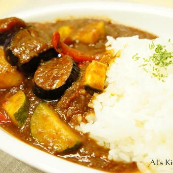 【ビールに合う！夏野菜カレー＆くるみレシピ】