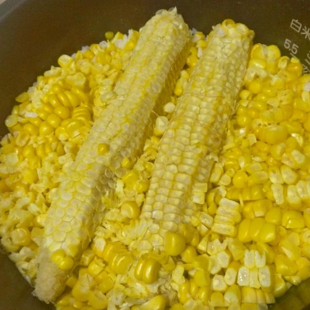とうもろこしご飯