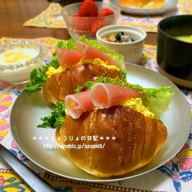 *ロールパンサンドとホビーフェア*
