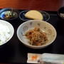 お腹一杯の格安ランチでタヌキご飯