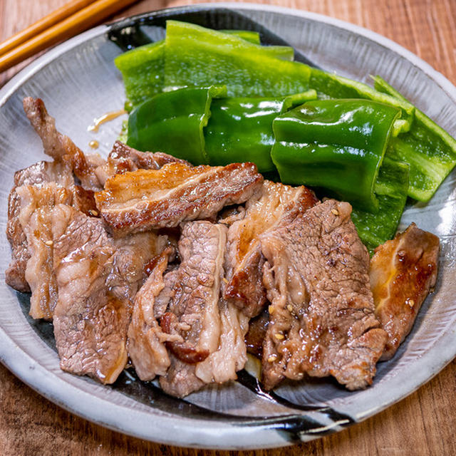 生ピーマンと牛バラの焼き肉があう&「スーパーカップMAX濃コクとんこつラーメン」