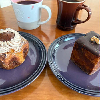 スイーツタイムはチョコデニッシュとモンブラン