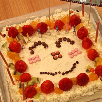 キッズが作るスマイルＢＩＧケーキ☆クリスマスパーティ～！！