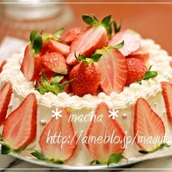 ＊2014ひな祭り＊苺モリモリッ♪いちごのムースケーキ♡