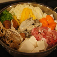 【牡蠣と豚肉のカレー鍋　（レシピ）】