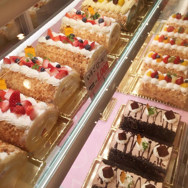 ロールケーキの日♪